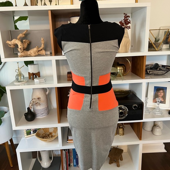 French Connection stretch dress in size 6 - Picture 7 of 7